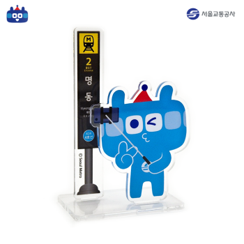 명동역 또타 아크릴 스탠드